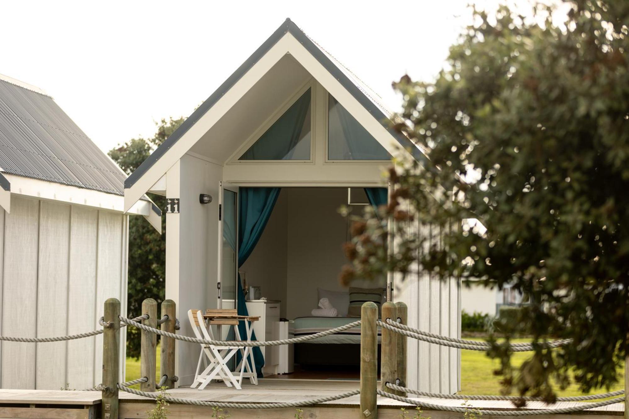Foxton Beach TOP 10 Holiday Park Exterior foto