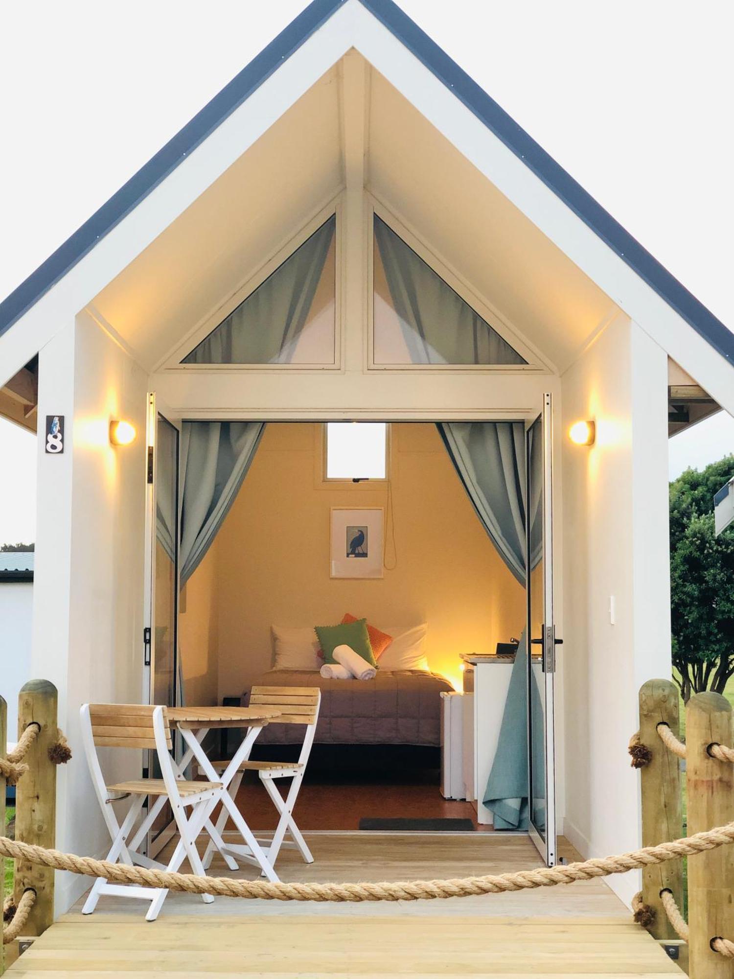 Foxton Beach TOP 10 Holiday Park Exterior foto